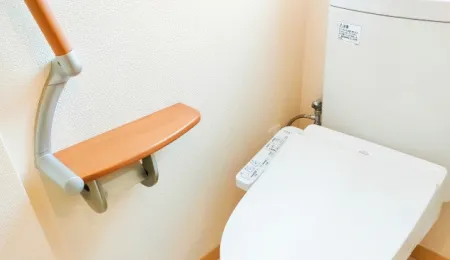 トイレへの手すり